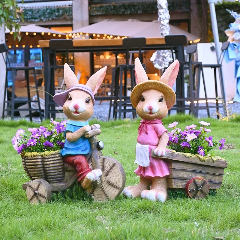 Resin Craft Rabbit: 28x20x31cm