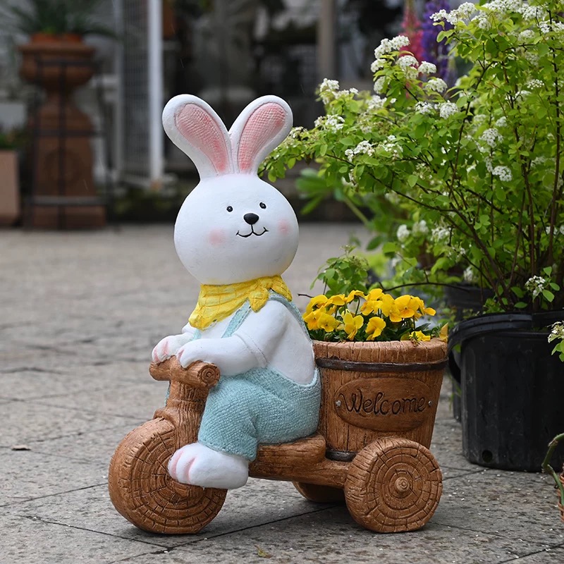 Resin Rabbit Ornament: 38x18x52cm